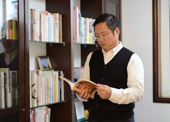 王吉鋒老師企業(yè)管理培訓(xùn)講師簡(jiǎn)介-沙盤(pán)模擬專家-百慧豐-企培網(wǎng)