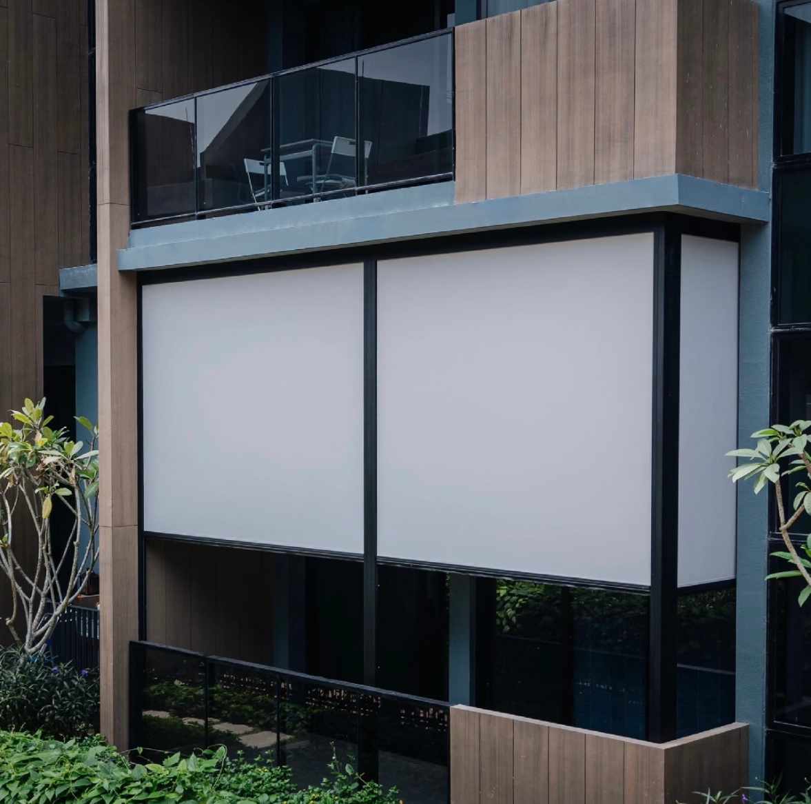 电动升降防风卷帘