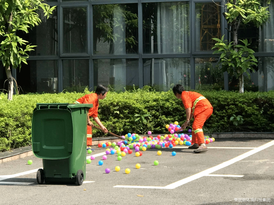工厂环境总不达标？选对工厂保洁，出产效能稳步提升