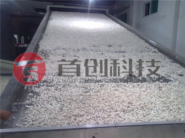 連續(xù)式茯苓干燥機-茯苓烘干機械設備-大型茯苓烘干機