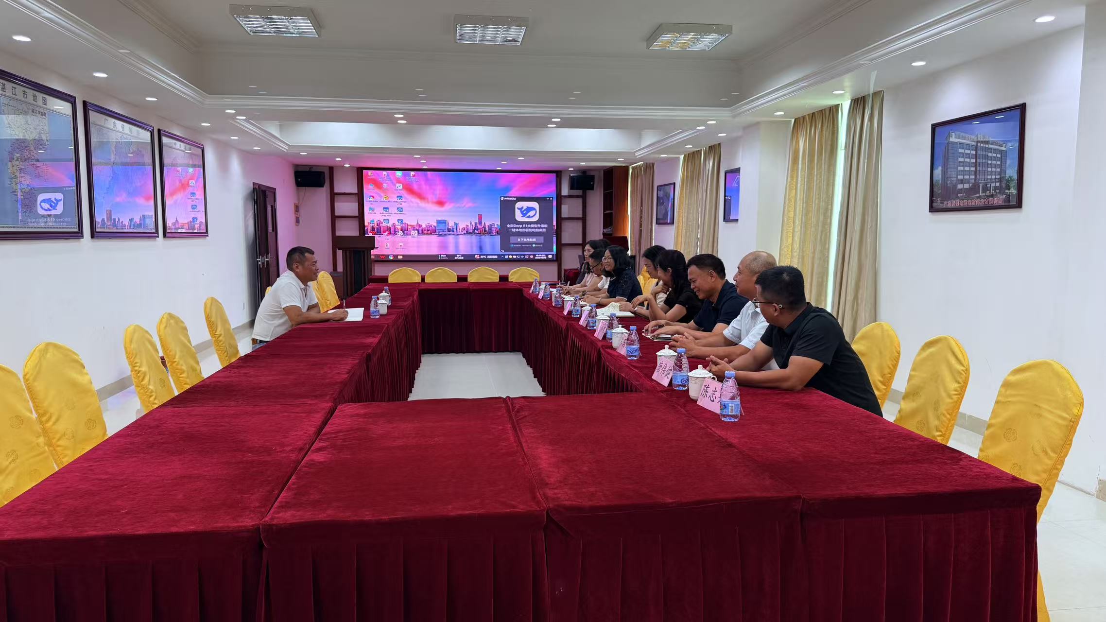 『amg·新葡萄88833(macau)股份有限公司电缆』赤坎区政府领导莅临amg·新葡萄88833(macau)股份有限公司电缆公司指导工作