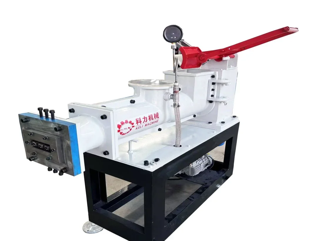 Experimental Vacuum Brick Extruder