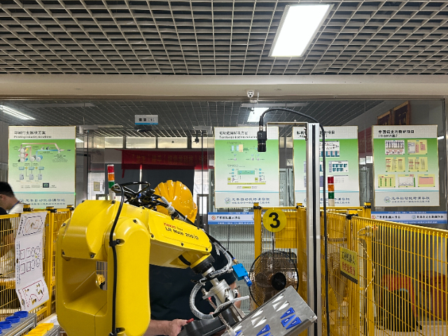 韶關(guān)工業(yè)機(jī)器人培訓(xùn)哪個(gè)好 真誠推薦 龍豐自動(dòng)化培訓(xùn)學(xué)校供應(yīng)