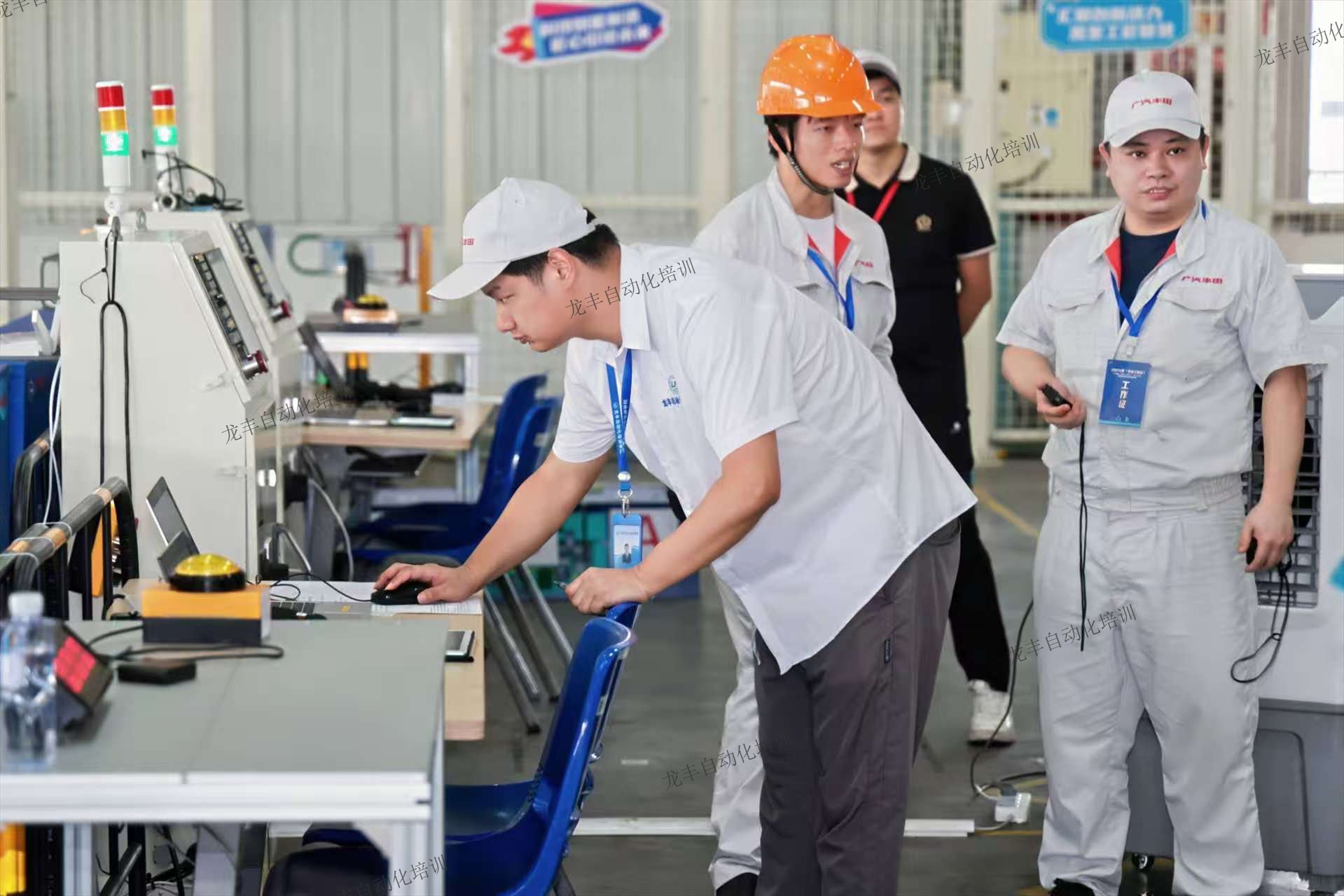 龍豐助力廣汽豐田羊城工匠杯AGV智能機器人競賽 龍豐助力廣汽豐田羊城工匠杯AGV智能機器人競賽