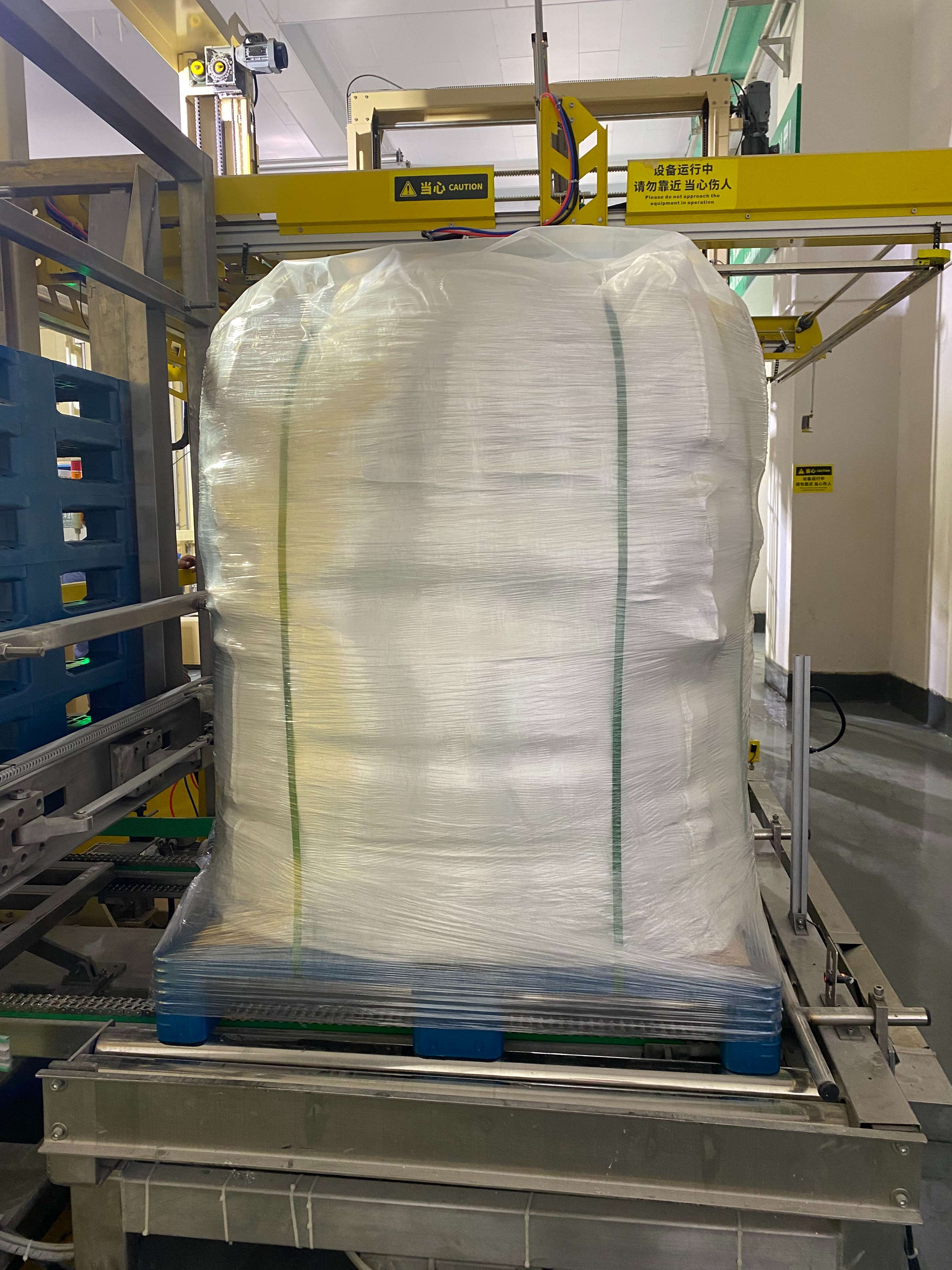 物料包裝使用噸袋配合全自動噸袋包裝機的優(yōu)勢分析