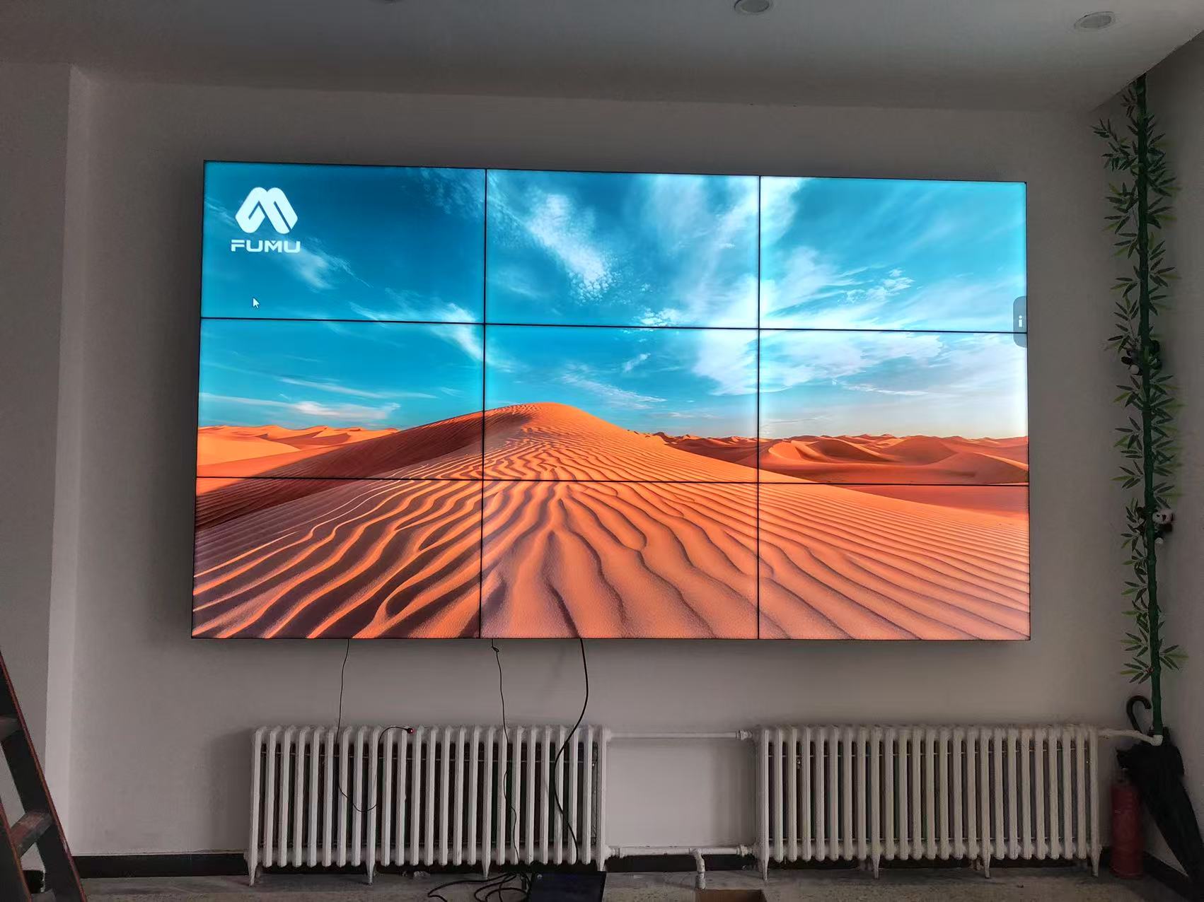 55寸3.5mm液晶拼接屏入駐深圳市龍崗區寶能智創谷會議室展示項目