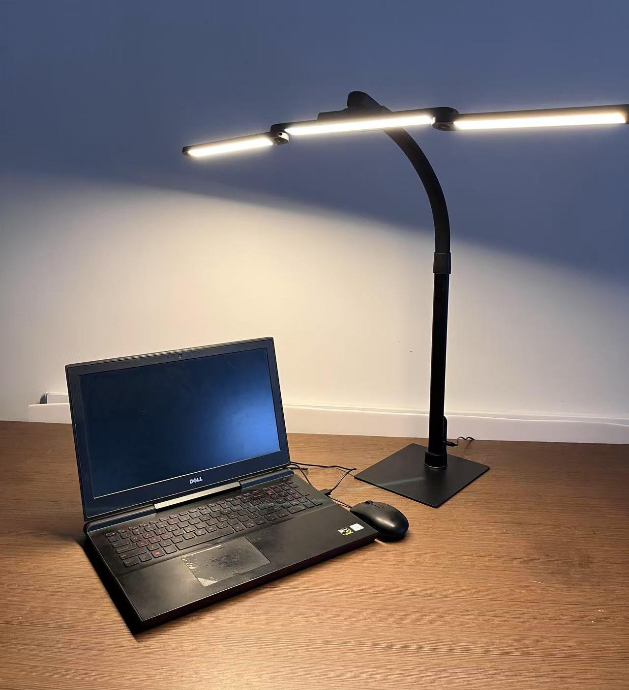 三節(jié)伸縮燈