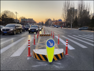 Custom Vertical Reflective Markers 46e5ea2283a156abdac5840bb3eed633