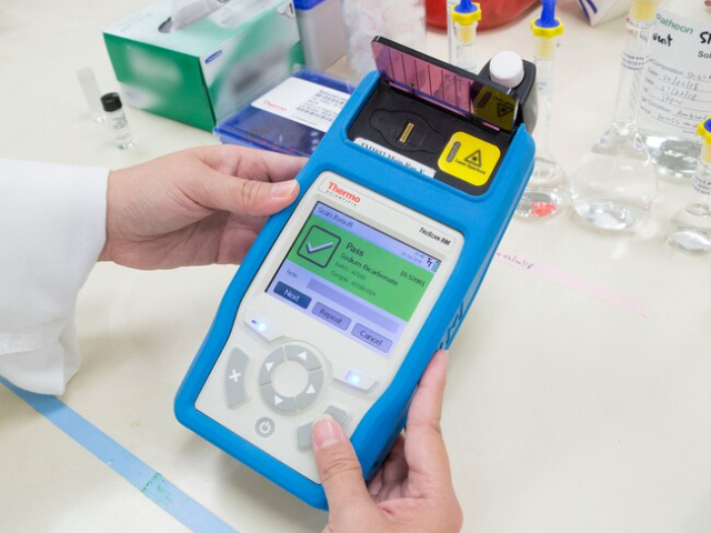 怎樣選擇手持式拉曼光譜儀常用知識,手持式拉曼光譜儀