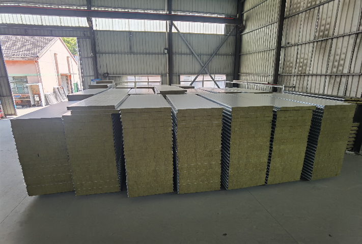 四川機房彩鋼板種類 歡迎咨詢 蘇州齊筑彩鋼板活動房供應