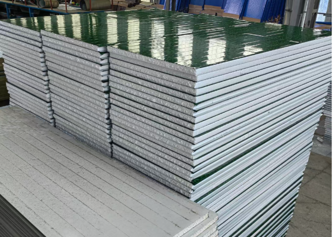 雙面彩鋼板定制 鑄造輝煌 蘇州齊筑彩鋼板活動房供應(yīng);