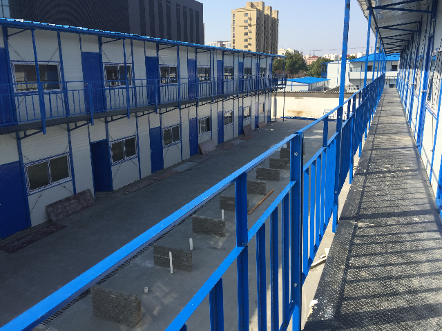 湖北正規(guī)臨時活動房材料 貼心服務 蘇州齊筑彩鋼板活動房供應