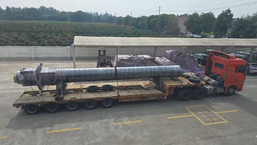 河南非標(biāo)油缸貨真價實 江蘇龍城洪力液壓設(shè)備供應(yīng)