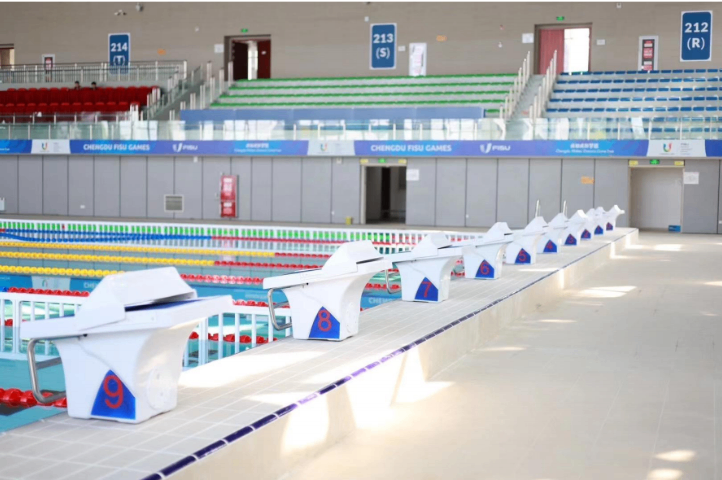 戶外泳池?zé)岜?來電咨詢 四川普羅帝泳池浴室設(shè)備安裝供應(yīng)