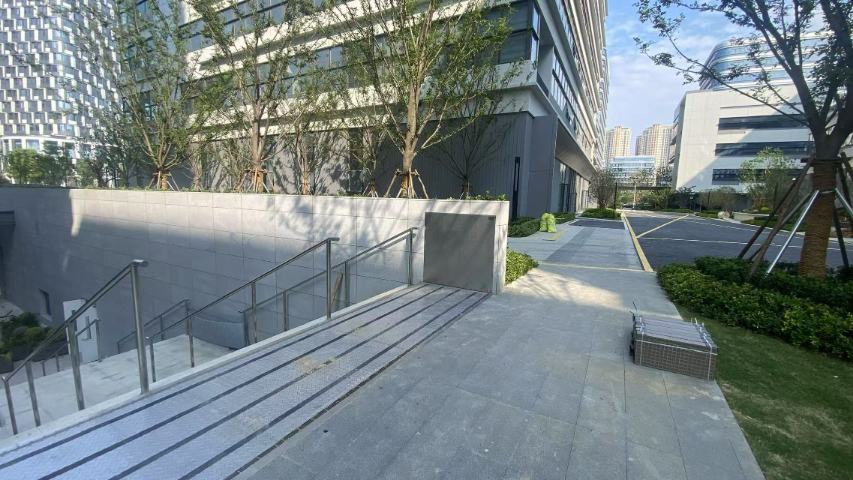 重慶水動力全自動防洪閘生產(chǎn)廠家 來電咨詢 武漢開得利門業(yè)供應(yīng)