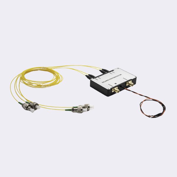 多通道光電平衡探測器