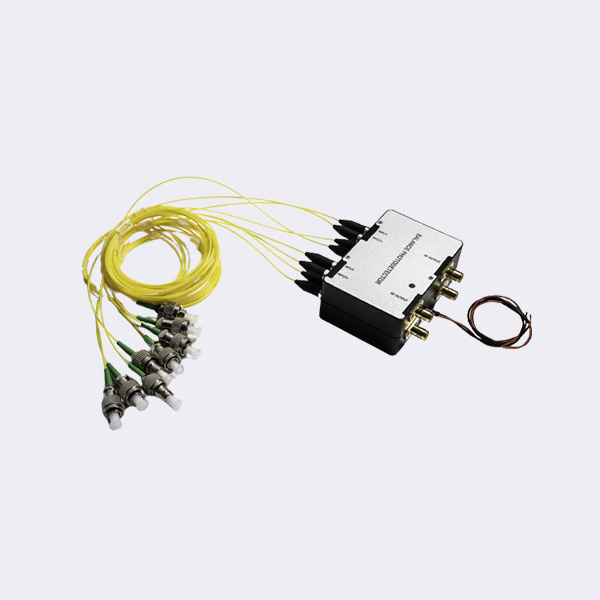 多通道光電平衡探測器