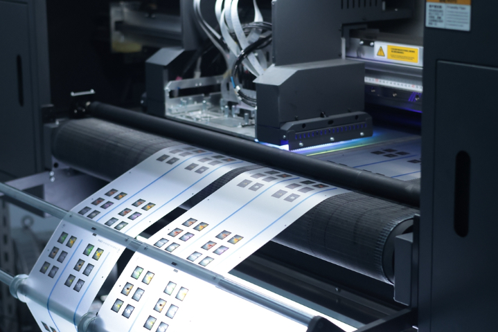 廣東便宜的電容式觸控彩膜面板作用 歡迎來(lái)電 中山市匯隆印務(wù)供應(yīng)