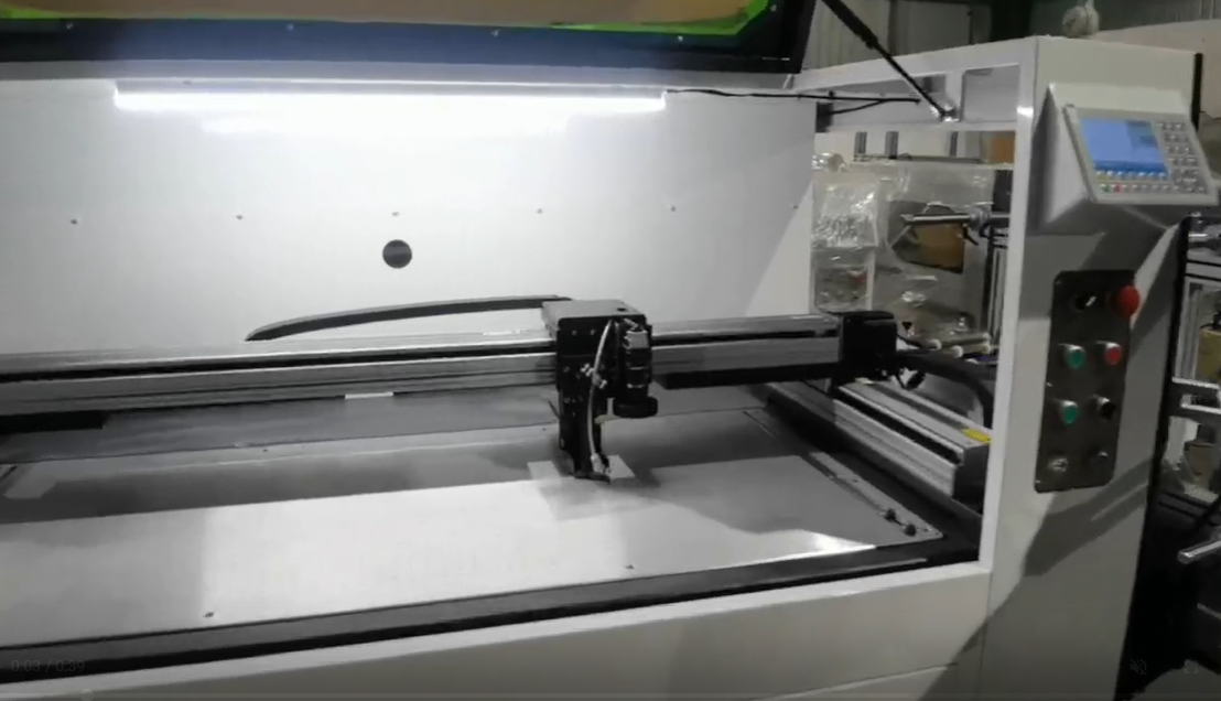 精密激光模切機(jī)