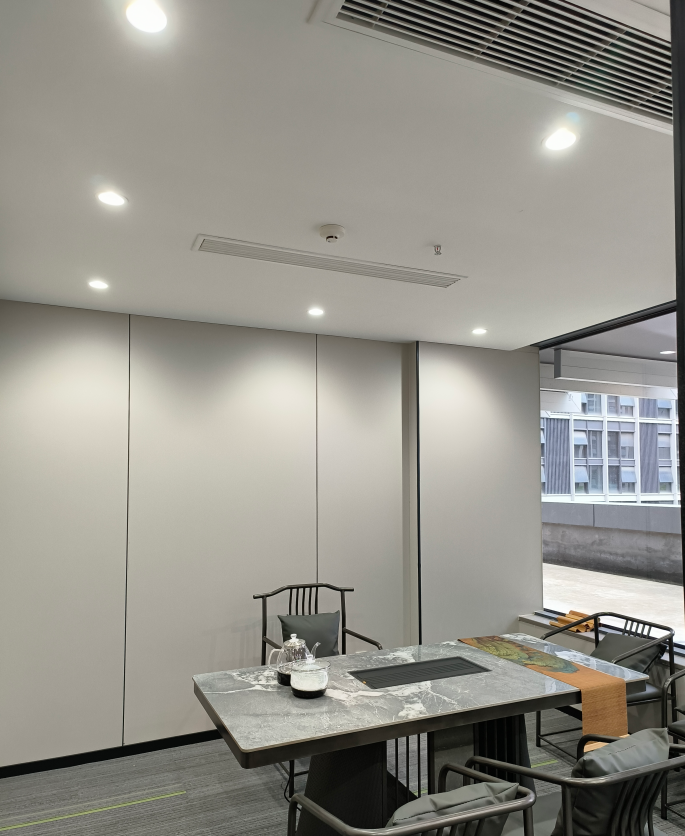 晶映高能效筒燈