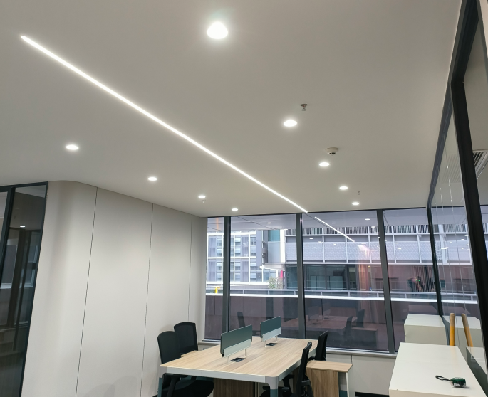 辦公區年省11000+電費的秘密，竟藏在晶映這個**工具里