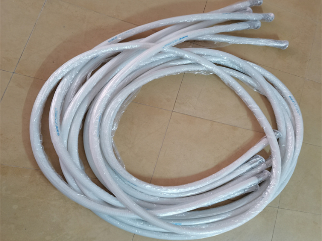 環(huán)境濕度適應(yīng)硅膠鋼絲軟管防靜電設(shè)計(jì),硅膠鋼絲軟管