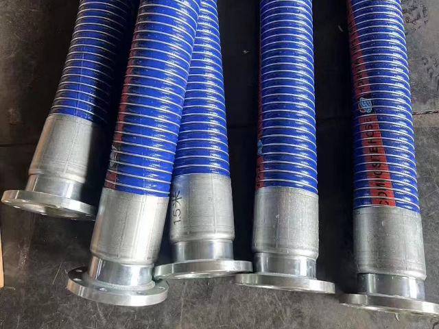 耐酸堿廢水復(fù)合化工管穩(wěn)定流量輸出