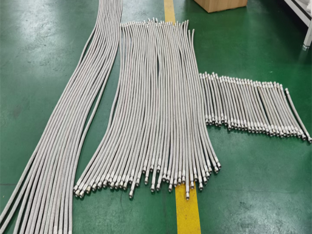 耐磨特氟龍軟管生產(chǎn)廠家 深圳盛龍流體供應(yīng)