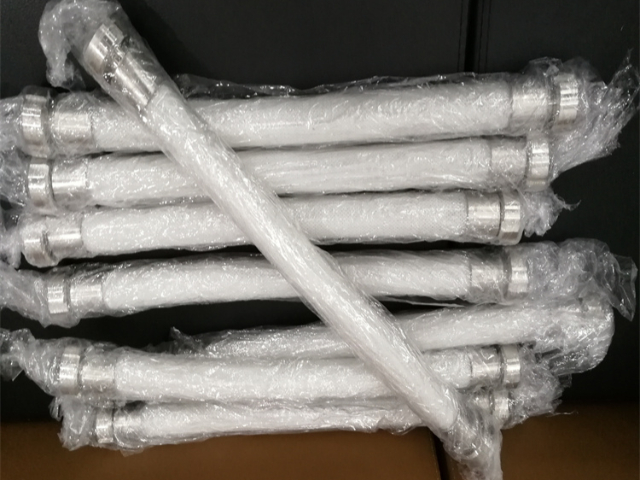 降低更換頻率硅膠鋼絲軟管制藥級標準