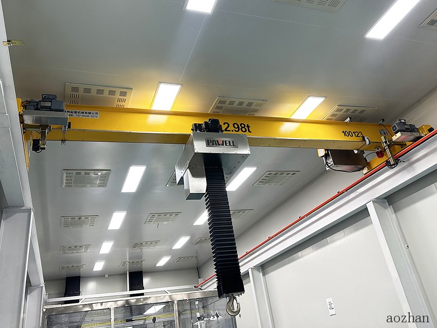 無塵式起重機(jī)：潔凈室內(nèi)的物料提升先鋒