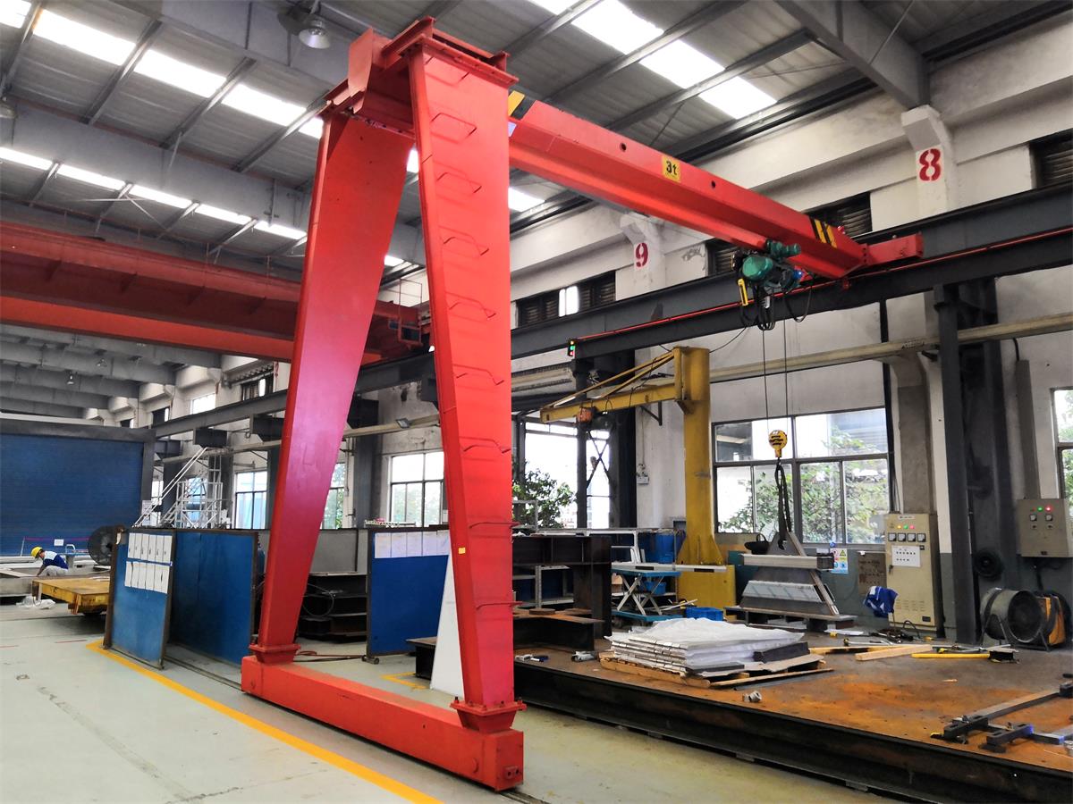 BMH型電動(dòng)葫蘆半門式起重機(jī)