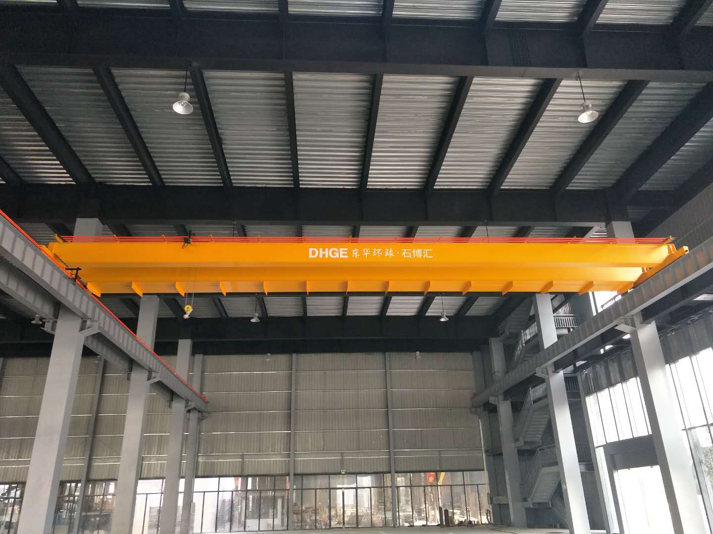 LH型10T電動葫蘆雙梁起重機