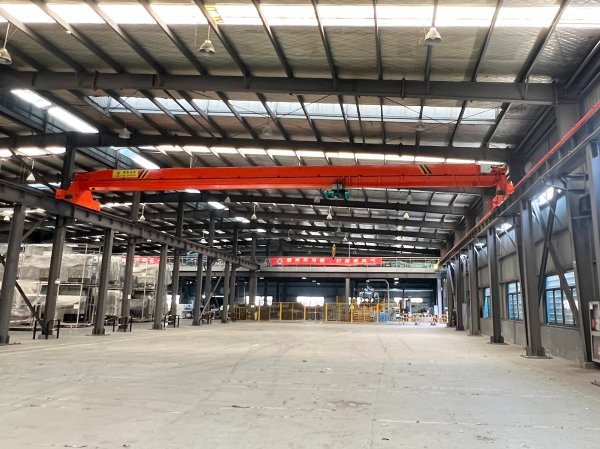 LD型5T電動單梁橋式起重機