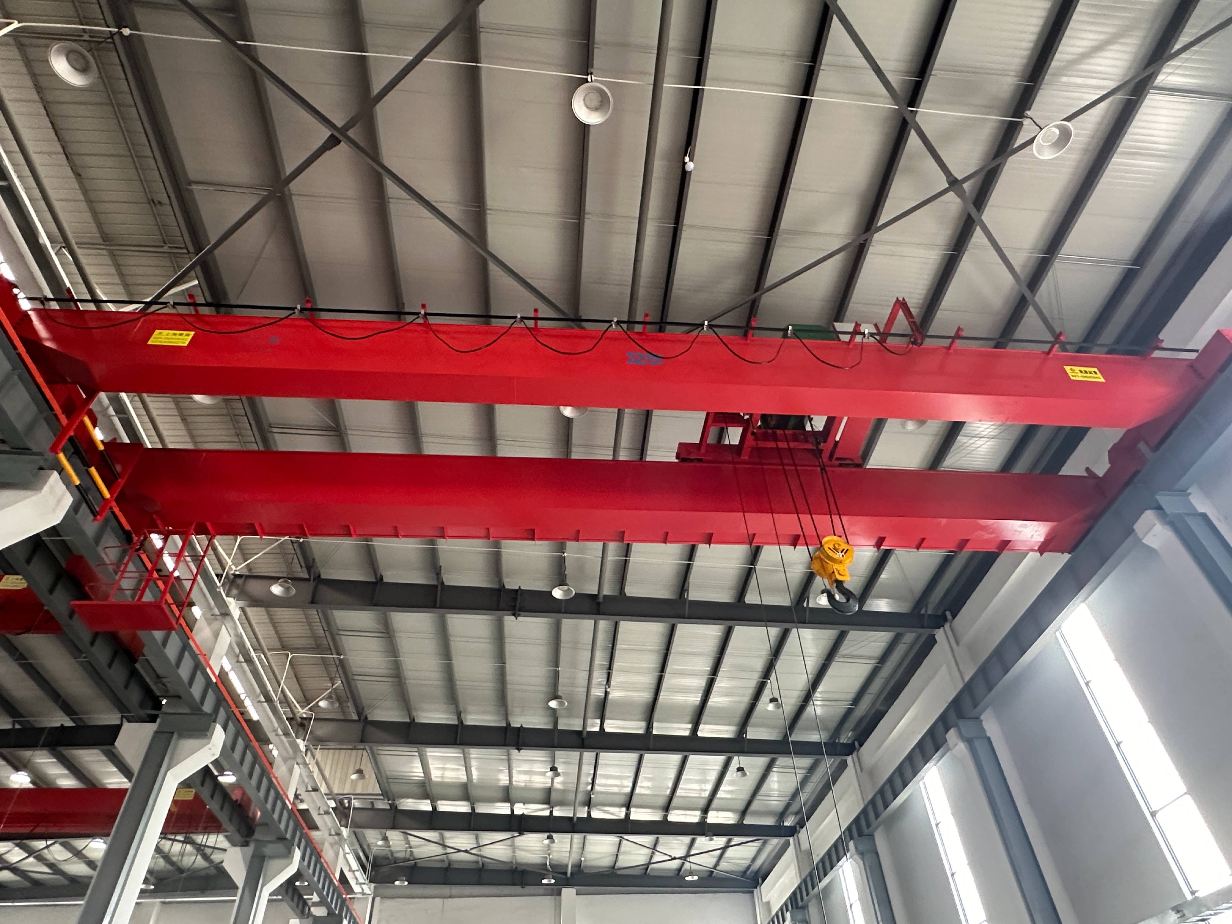 無塵車間起重機(jī)的便利性與特性解析