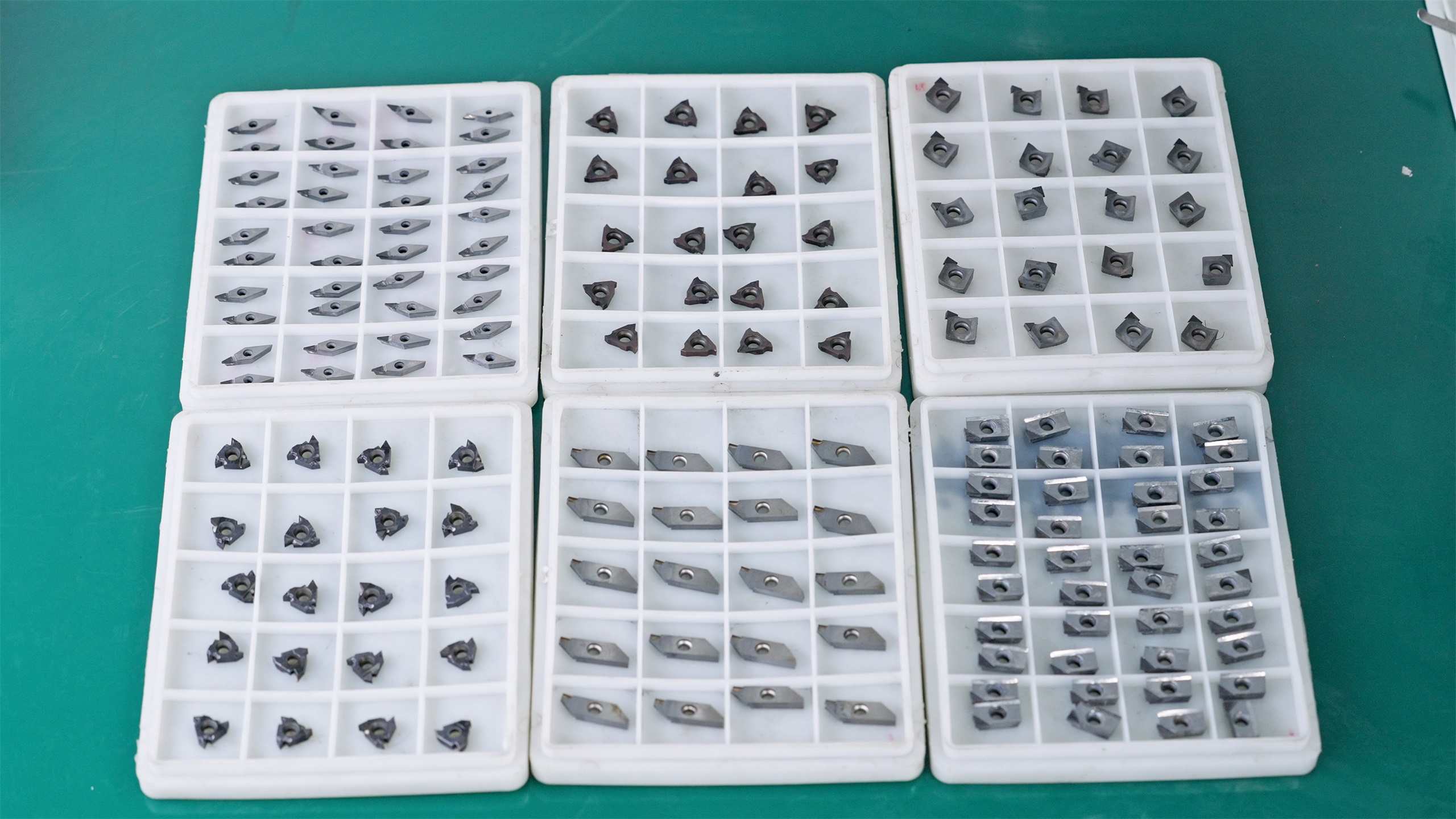 孔圓度不佳、孔徑成橢圓 / 多邊形？鑫明輝為孔加工精度 “保駕護航”