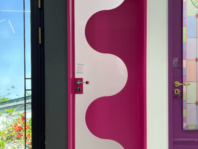 成都法式斷橋復(fù)古門(mén)窗供應(yīng) 來(lái)電咨詢 成都玖米兔門(mén)窗供應(yīng)