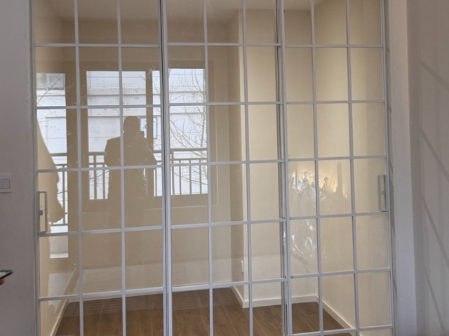 成都四聯(lián)動推拉門代理 抱誠守真 成都玖米兔門窗供應(yīng)