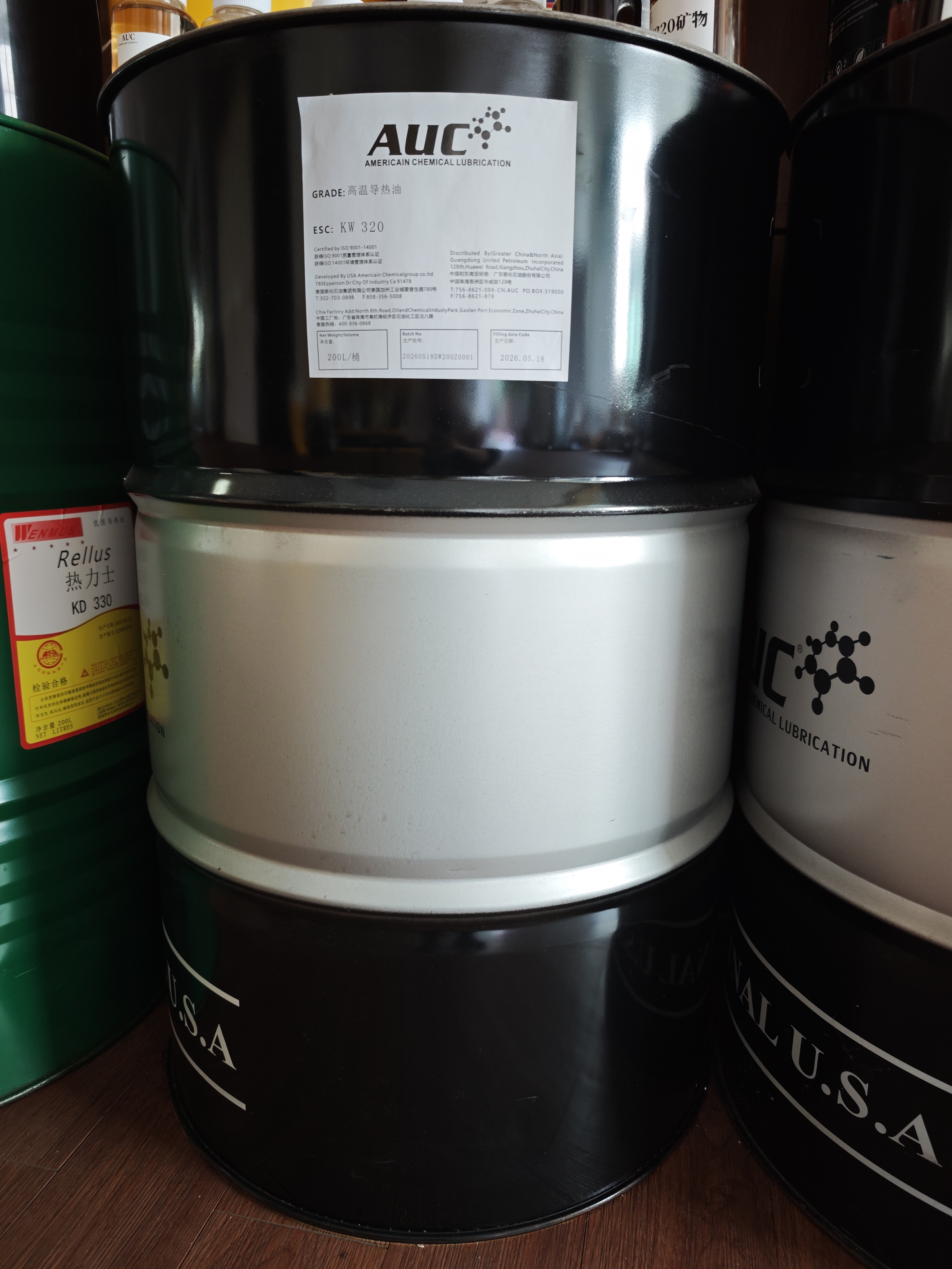 德孚润滑油产品示意图