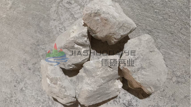 云南石灰块多少钱一吨,石灰块