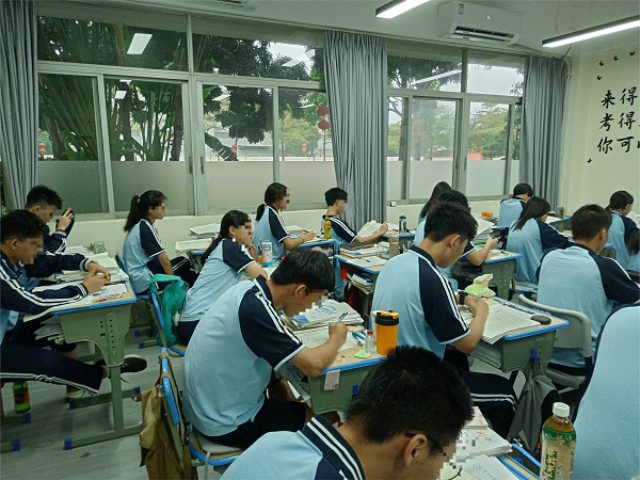 廣州春季高考復(fù)讀學(xué)校學(xué)費 廣州翰林學(xué)堂復(fù)讀學(xué)校供應(yīng)