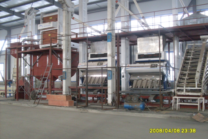 山東風(fēng)篩式精選機種子機械聯(lián)系電話 服務(wù)至上 南京凱鉑睿農(nóng)業(yè)科技供應(yīng)