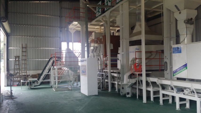天津刷毛機(jī)種子機(jī)械廠家