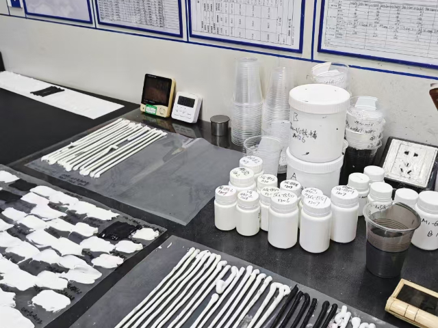 湖南環(huán)保認(rèn)證導(dǎo)熱膠 值得信賴 蘇州達同新材料供應(yīng)