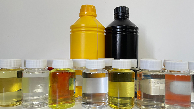 汽车发动机油封润滑油选购