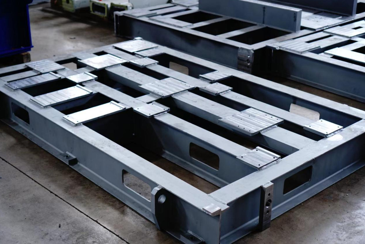 中大型底座类产品_浙江鑫成机械科技有限公司