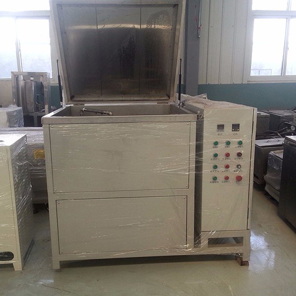 自動(dòng)零部件清洗機(jī)