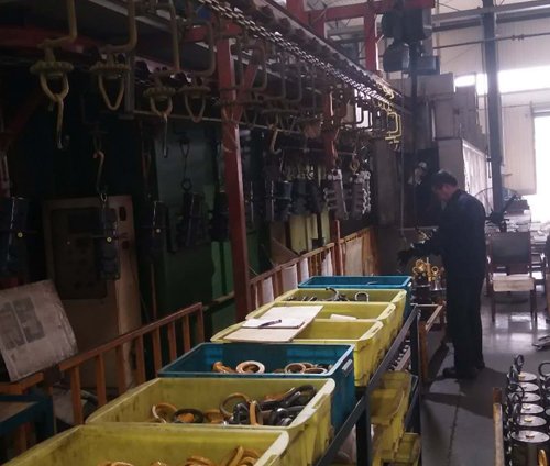 懸掛鏈噴淋清洗機 懸掛式超聲波清洗機 高壓噴淋清洗機