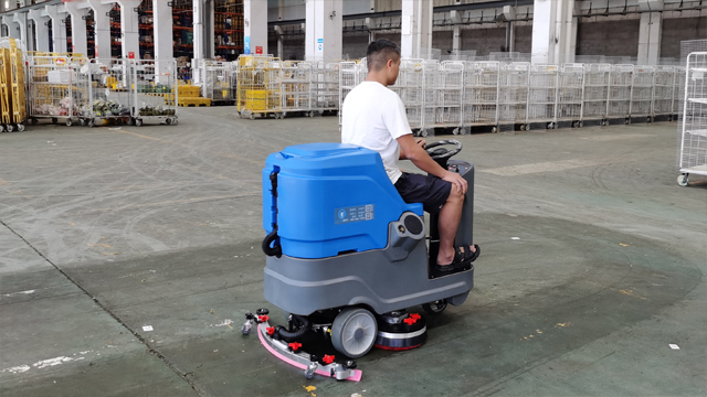 重慶駕駛式洗地機價格