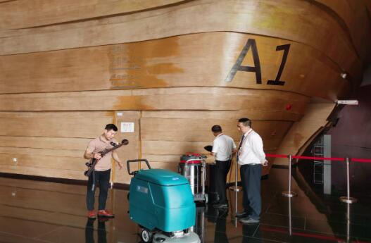 a99fdbe3-c869-45be-a5b0-bc355d6801e6