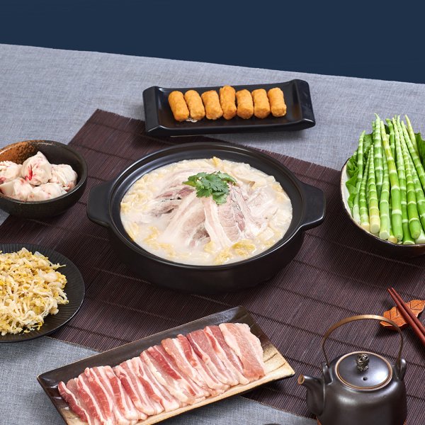 延边酸菜白肉火锅